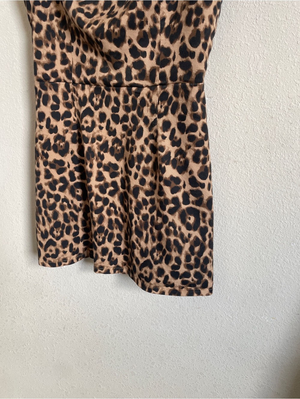 Reformation Westlake Leopard Dress - 10 - Picture 5 of 8